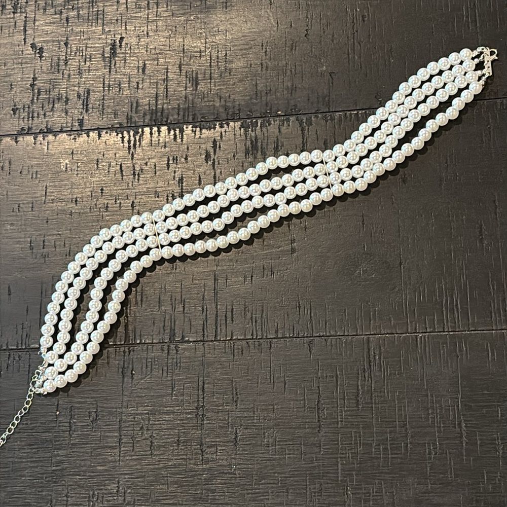 White Faux Pearl Multistrand Choker Fashion Necklace